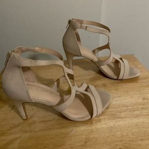 New beige heels
